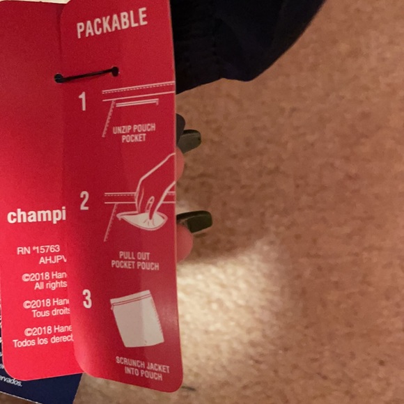 Champion brand unisex wind breaker - Picture 5 of 5